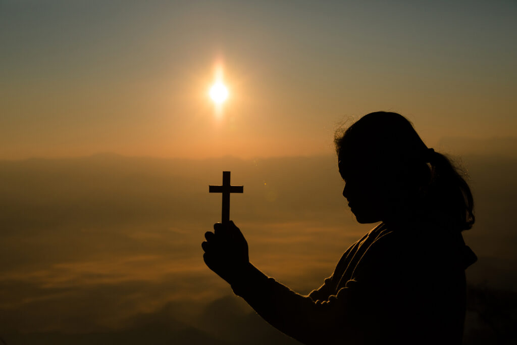 Cross With Praying Peace Hope 1024x683